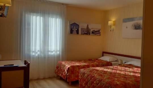 Hotel Sables D'O Et Son Restaurant Le 16 Bis Les Sables-dʼOlonne Kültér fotó