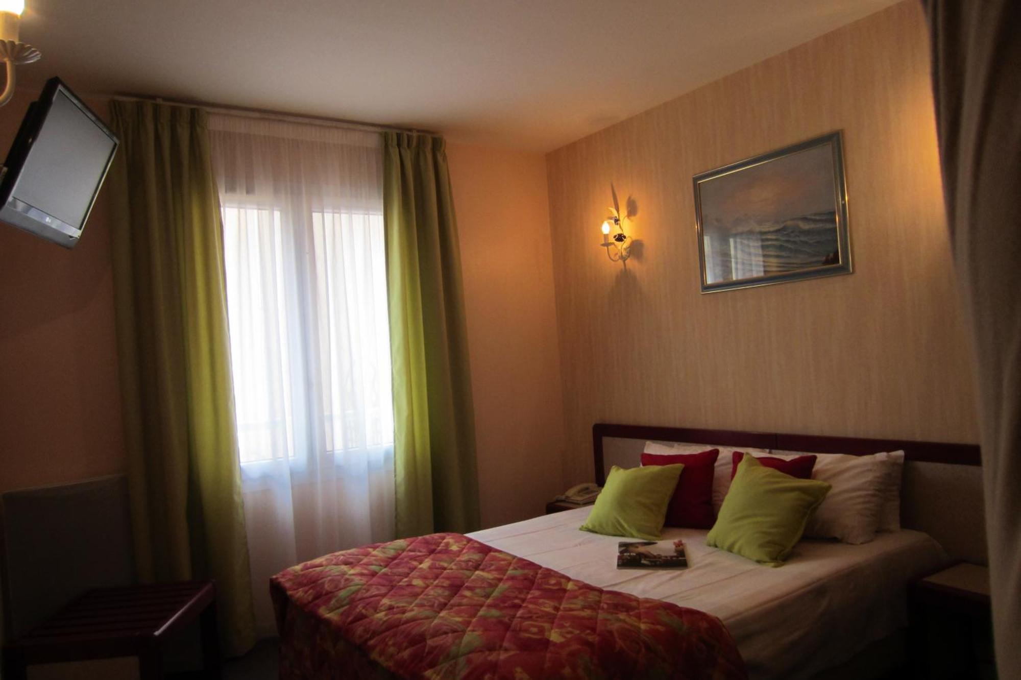 Hotel Sables D'O Et Son Restaurant Le 16 Bis Les Sables-dʼOlonne Kültér fotó